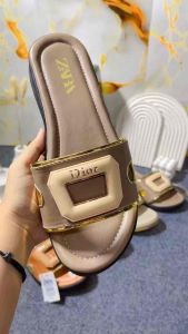 Sandal Selop Wedges Zara Aksen Persegi: Sandal Wedges Kekinian Super Empuk Kode SM34