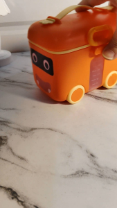 New Box Kotak Susu Bubuk Bayi Model Mobil Tayo Bus Roda berputar 180g