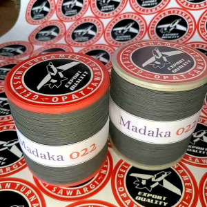 Gelasan Layangan MADAKA Opat Sawargi 022 mm Indachi 2000 yard
