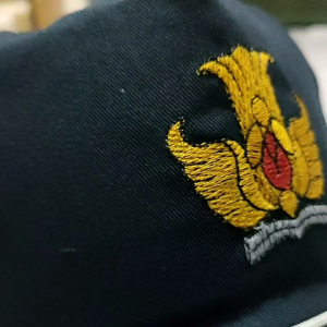 TOPI SEKOLAH SMP POLOS KRETEK BORDIR TOPI ANAK SEKOLAH LOGO TUTWURI PREMIUM PEREKAT CEWE COWOK