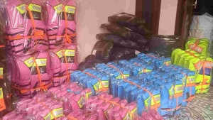 Rompi Pelampung Renang Dewasa: Pelampung Renang Bahan Kualitas Tinggi