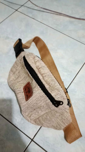 TAS SELEMPANG RAJUT JOGJA/OLEH-OLEH KHAS JOGJA
