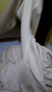 Poni Gorden/ Poni Pintu Jendela Kaca