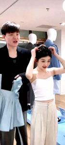 SUMMER CROP SQUARE NECK