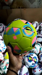 BOLA SEPAK FUTSAL SIZE 5 KUALITAS NASIONAL COCOK DIGUNAKAN UNTUK TURNAMEN ATAU UNTUK LATIHAN SEHARI-HARI