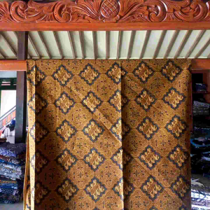 Kain Jarik Lembaran Sogan Solo Alusan Motif Ceplok Sriwedari