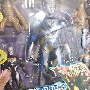 Roboot ultraman 1 set 5 pcs