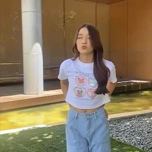 เสื้อครอป บริษัท ผ้าคอตตอน 100% สามารถส่งของผลิตที่ไทย พร้อมส่งของ ราคาและสีที่ต้องการ