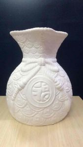 Tượng thạch cao tô màu ống heo hình Bình hoa.