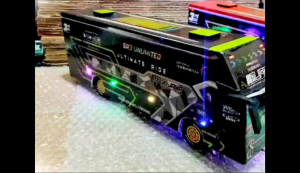 Miniatur Bus Telolet: Mainan Edukatif & Aksesori Interior