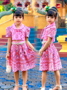 ชุดไทยเด็กผู้หญิง ชุดผ้าไทย ชุดกระโปรง