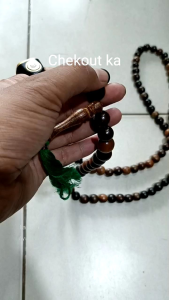 Tasbih Kayu Gaharu Wangi Kalimantan isi 99 Butir Ukuran 14mm