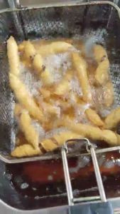 100 ชิ้น กล้วยโมเลน พันดิบ: กล้วยโมเลน พันดิบ 100 ชิ้น