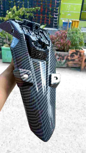 Spakbor Belakang Blade New Karbon: Pilihan Aksesori Motor Berkualitas Tinggi