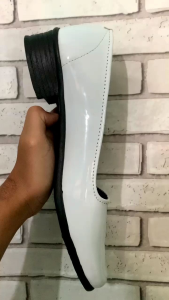 SEPATU PANTOFEL FORMAL KULIT WANITA PUTIH HAK 3CM