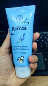 Kem bôi Remos xua đuổi muỗi và côn trùng.