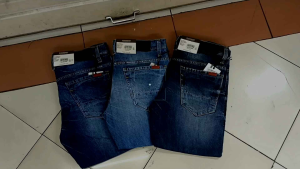 celana panjang jeans pria HUGOGHOST premium 27-38