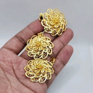 Liontin Kendari Lapis Emas 24k: Aksesoris Emas untuk Acara Formal