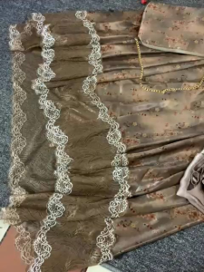 Mukena Armany Silk Renda & Mukena Silk Motif Bunga: Desain Elegan & Berkualitas Tinggi