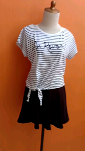 atasan kaos wanita putih notif garis hitam COTTON ON cewek M L blouse lengan pendek santai ikat pinggang