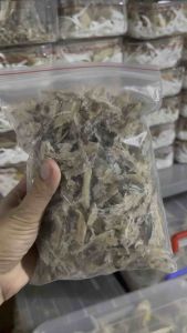 HỘP 50-100gram TỔ YẾN THÔ BỊ VỠ BỄ TỔ MẢNH NHỎ VẪN CÒN LÔNG NHÀ NUÔI TỰ NHIÊN 100% nguyên chất tặng kèm nhíp và gia vị chưng cất