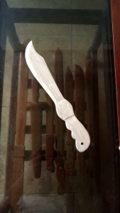 BELATI KAYU JATI-BELATI MAINAN-BELATI KAYU MINIATUR-BELATI KAYU PERALATAN LATIHAN BELADIRI