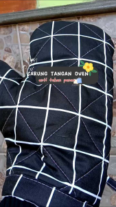Satu pasang sarung tangan oven anti panas/sarung tangan microwave kue poly micro premium