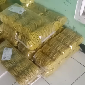 kerupuk mie kuning ukuran besar bandung 25 kg