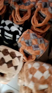 Tas Wanita Fashion Korea & Tas Bulu Kosmetik COD Terbaru