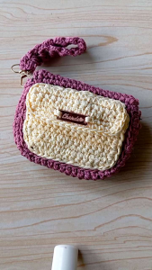 Dompet Rajut Handmade & Desain Unik