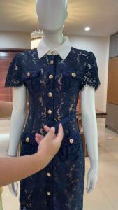 MG216-1025 : เดรสสีกรมยาว Navy Lace Contrast Collar Dress