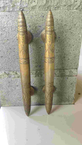 Gagang Pintu Rumah Kuningan Kunci Motif Torpedo Bali Ukir Antik 37 cm 2 pcs