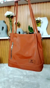 Tas Wanita Totebag 2 in 1 Maria Birutsabita