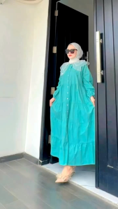 MIDI Maxi Kerah Korea: Pakaian Musik untuk Wanita