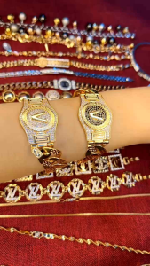 Gelang Rantai Xuping Mata-Mata Hitam Dan Silver Warna Gold