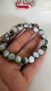 J-J2 กําไลหยก เสริมดวงสร้อยข้อมือ กําไลหยกนําโชคกินบ่เซี่ยง หยกเขียวขาว ขนาดเม็ด 10-11 มิล