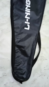 tas raket badminton muat dua raket super bagus