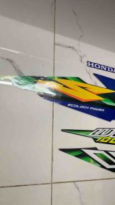 Bộ tem wave anpha nhỏ màu xanh hàng thiết kế nhập Thái Lan chất lượng cao dành riêng cho dòng xe này tem màu sắc cực đẹp và bềngiá bán cực tốt bán lẻ như bán sỉ Liên hệ gặp hải Ðịa chỉ