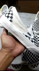 Sepatu Vans Slip On Checkerboard: Sneaker Pria & Wanita
