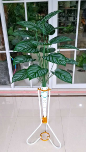 Pohon keladi artificial 18 daun dengan pot standing besi