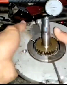 Stand Dudukan Senter Bandul & Kruk As 1 Set