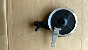 Bát phanh sau xe điện M133 &133S ( đã bao gồm má phi 110 lắp sẵn )