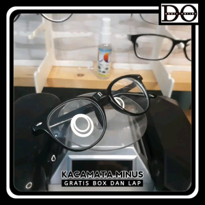 Kacamata Minus Photocromic Bulat Frame Kecil Tebal full Plastik Warna Hitam L 13.8cm T 4.5cm - 4002