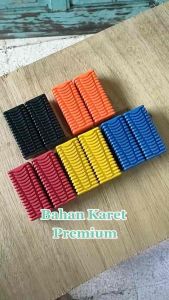 Karet Footstep Depan Warna-Warni Universal