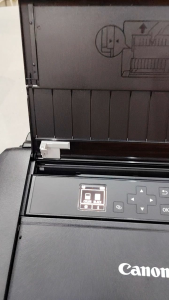 Máy in di động Canon color A4  TR153. hàng cũ hinh thức đẹp 90%.máy kèm pin