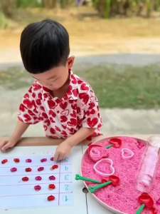 Valentines Day Sensory Play พร็อพประกอบกิจกรรมวันวาเลนไทน์