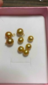 Natural Golden/Champagne Pear with 18K Gold hook or 18K Gold Edging✨