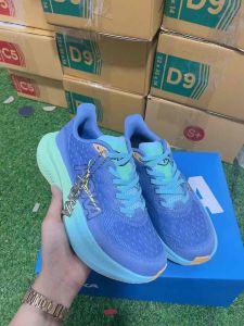 รองเท้าผ้าใบวิ่งผู้หญิงและผู้ชาย สินค้าถ่ายรูปจากสินค้าจริงค่ะมีของพร้อมส่ง