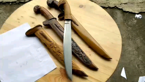 Baja Per | Pisau Golok Dapur Daging Professional Sarung Kayu Pilihan