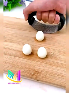 Stainless Steel Garlic Press Manual Garlic Mincer Chopping Garlic Tools Curve FruitVegetable Tools Kitchen Gadgets